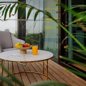 Oneunited Apartment