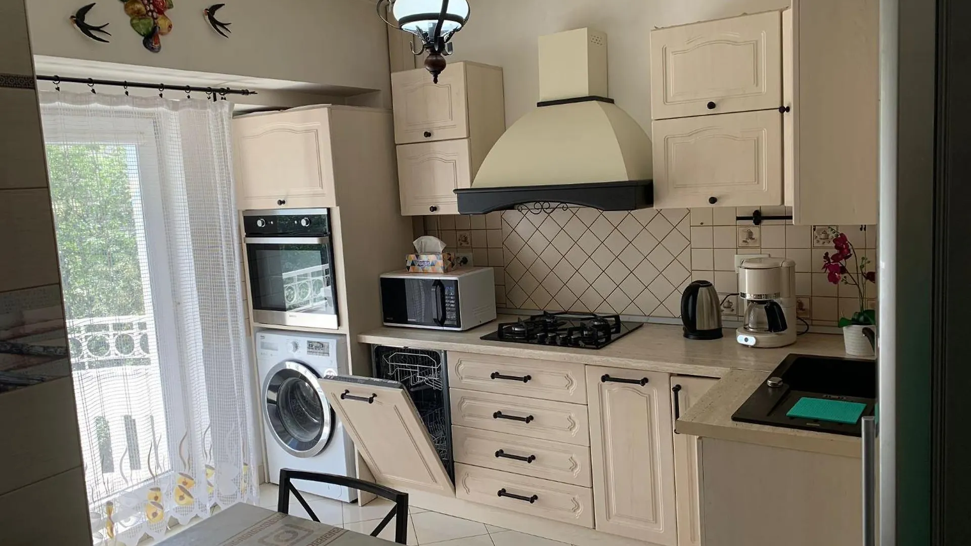 Chic Apartment Piata Constitutiei - Near The Palace Of Parliament 布加勒斯特